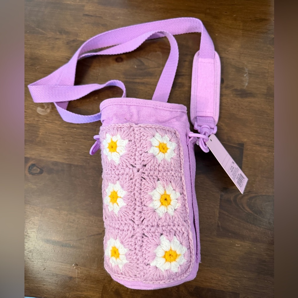 Wild Fable Purple Floral Crochet Water Bottle Holder with adjustable strap NWT